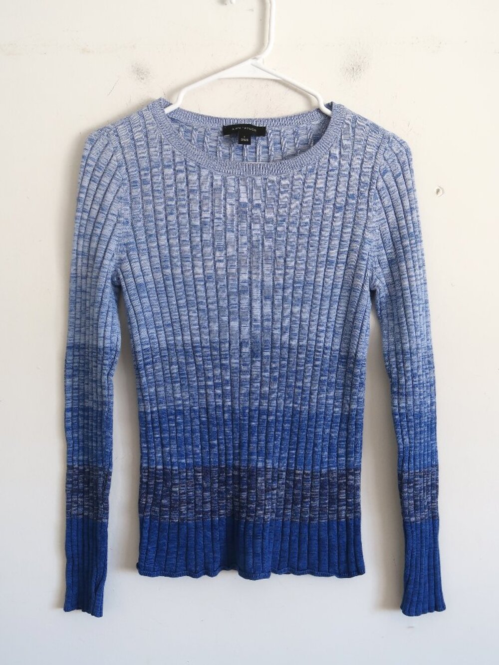 Ann Taylor Blue Ombre Long Sleeve Ribbed Top - Size Small